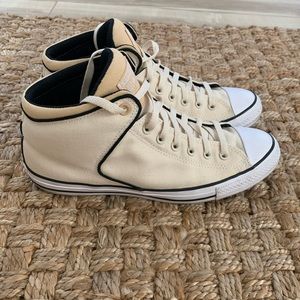 MEN’S SIZE 11 TAN/CREAM CONVERSE ALL-STAR SHOES